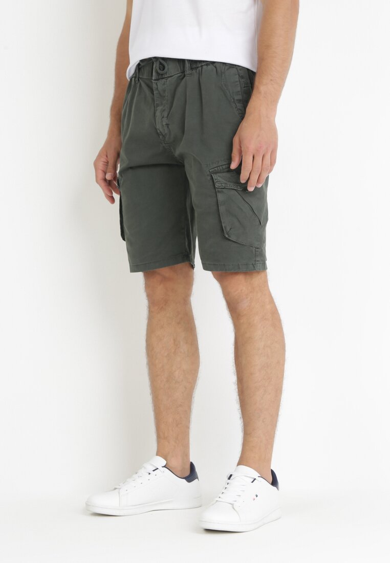 Pantaloni scurți Verzi