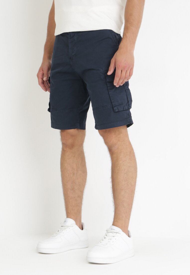 Pantaloni scurți Bleumarin