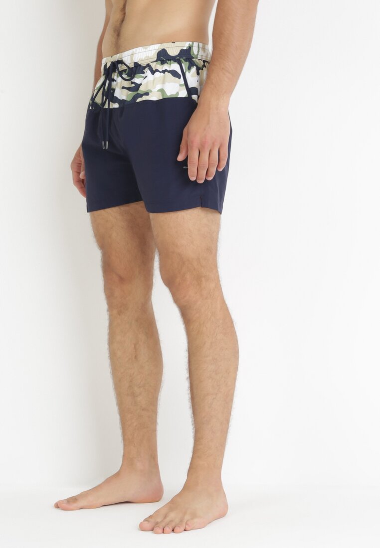 Pantaloni scurți Bleumarin