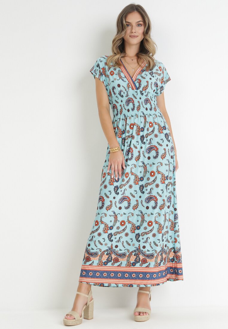 Rochie învăluită maxi albastră deschisă cu elastic în talie cu imprimeu Paisley Anitte