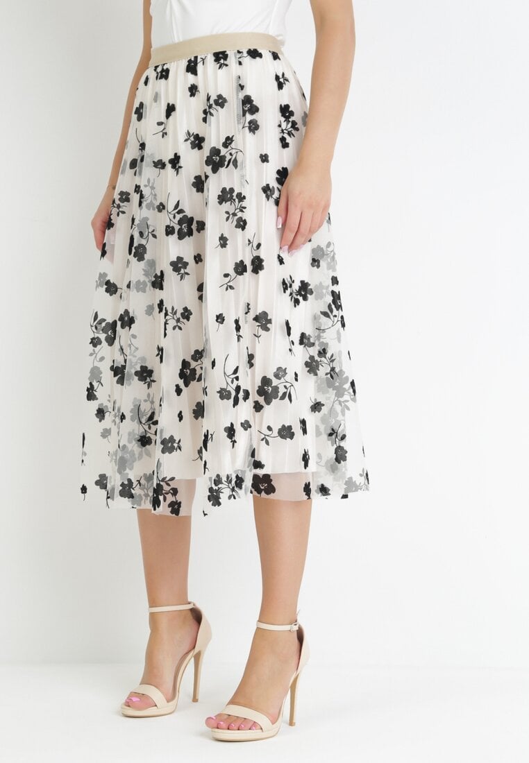 Fustă de tul bej deschis cu model floral din catifea și cu elastic în talie Iyosi