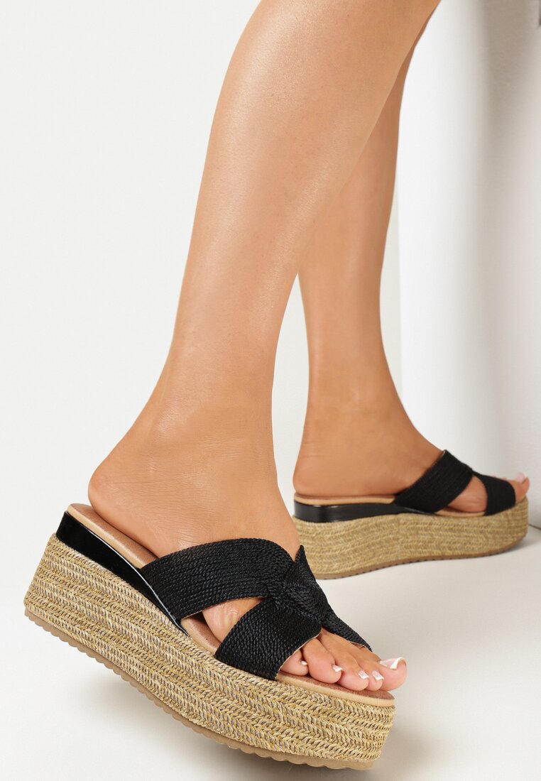 Papuci Negri cu Toc Pană Împletit și Baretă Decorativă Jamita