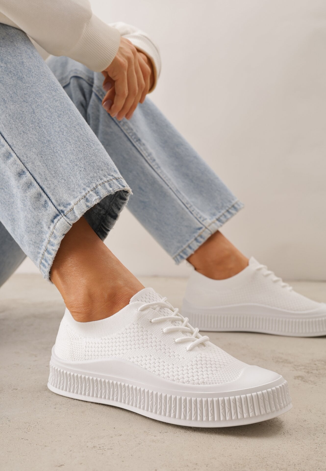 Adidași Albi din plasă pe talpă în relief Eezore