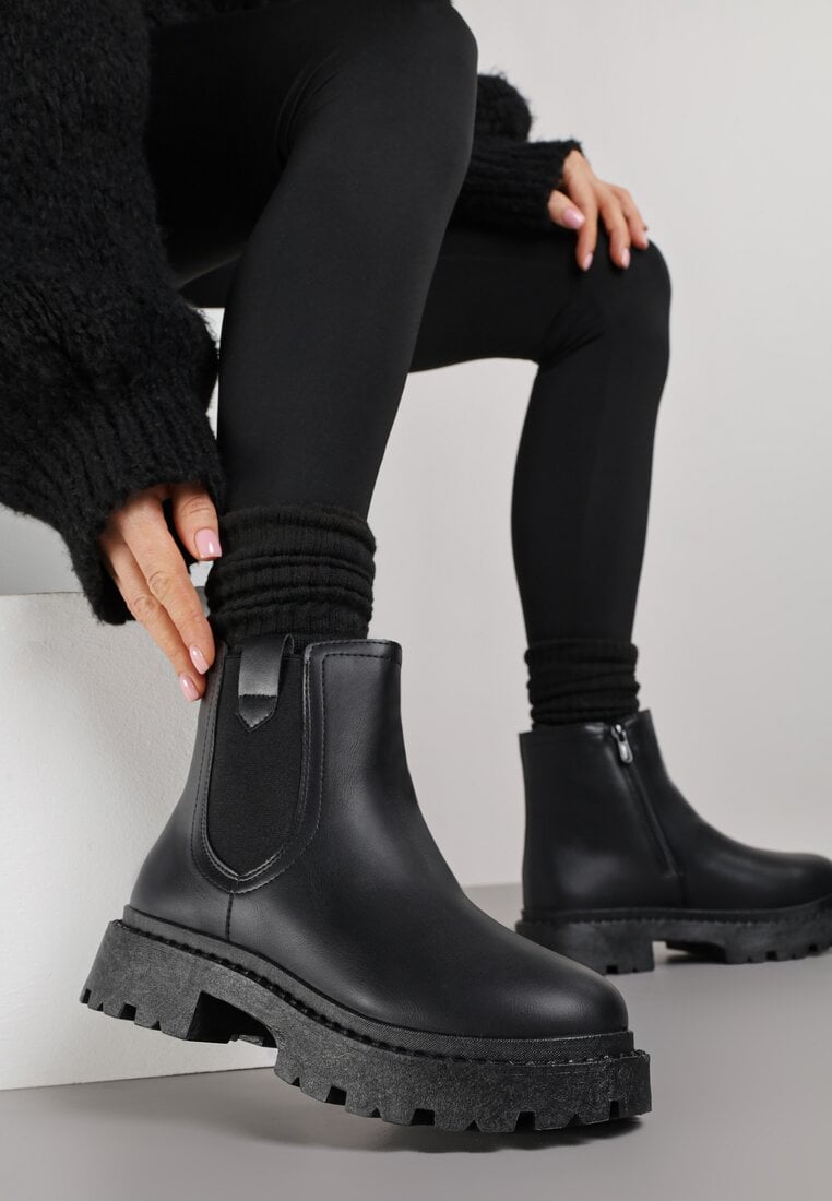 Botine Negre