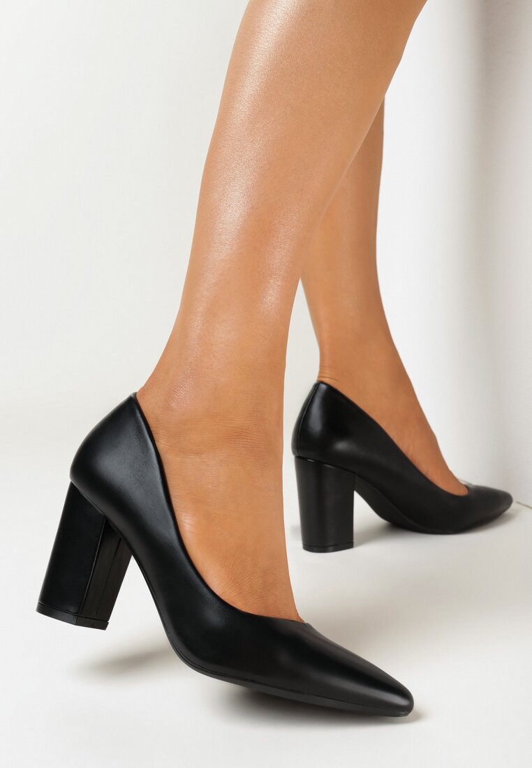 Pantofi cu toc Negri