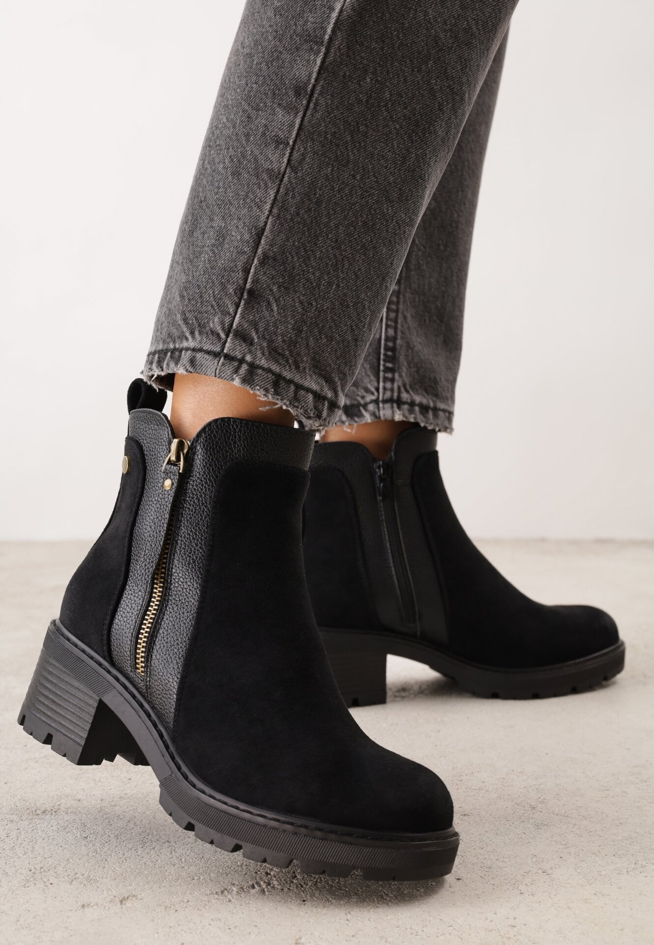 Botine Negre