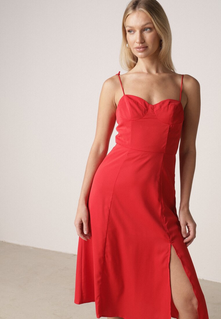 Rochie roșie cloș cu bretele și despicătură Sveame