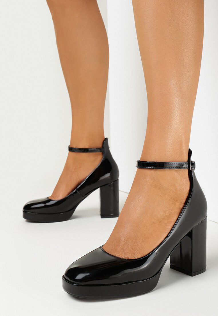 Pantofi cu toc Negri