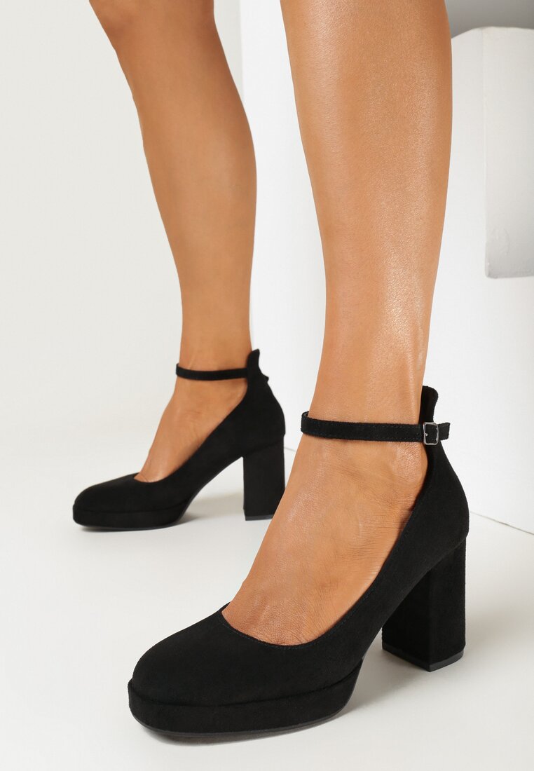 Pantofi cu toc Negri