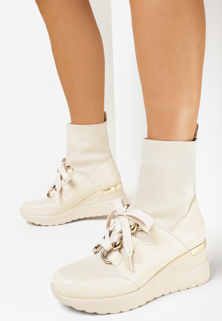 Botine Bej