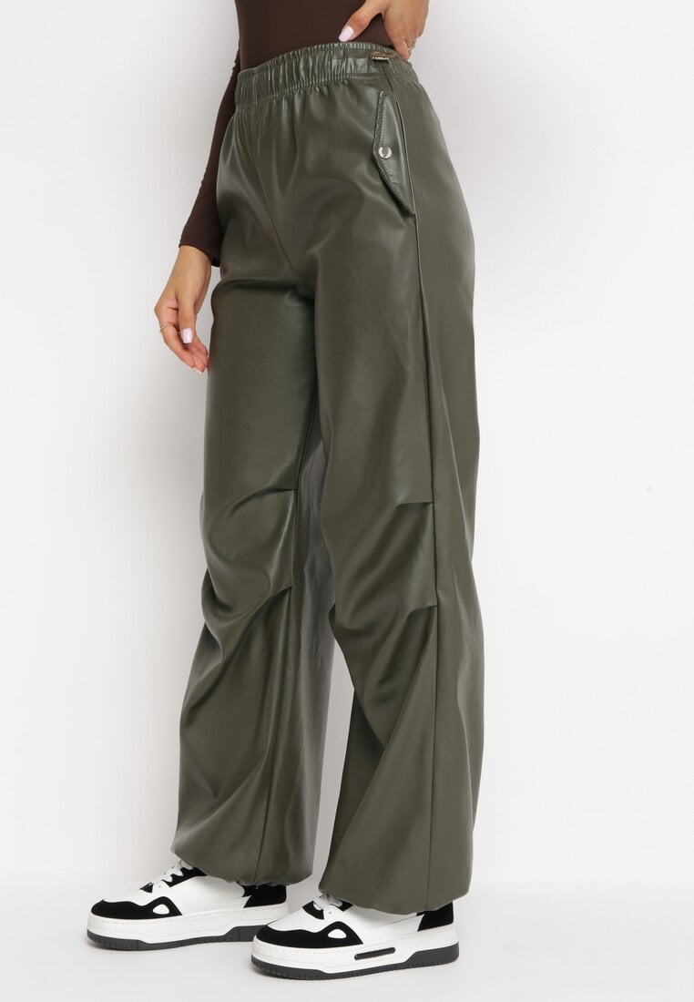 Pantaloni Largi Verde închis din imitație de piele cu elastic în talie Lundria