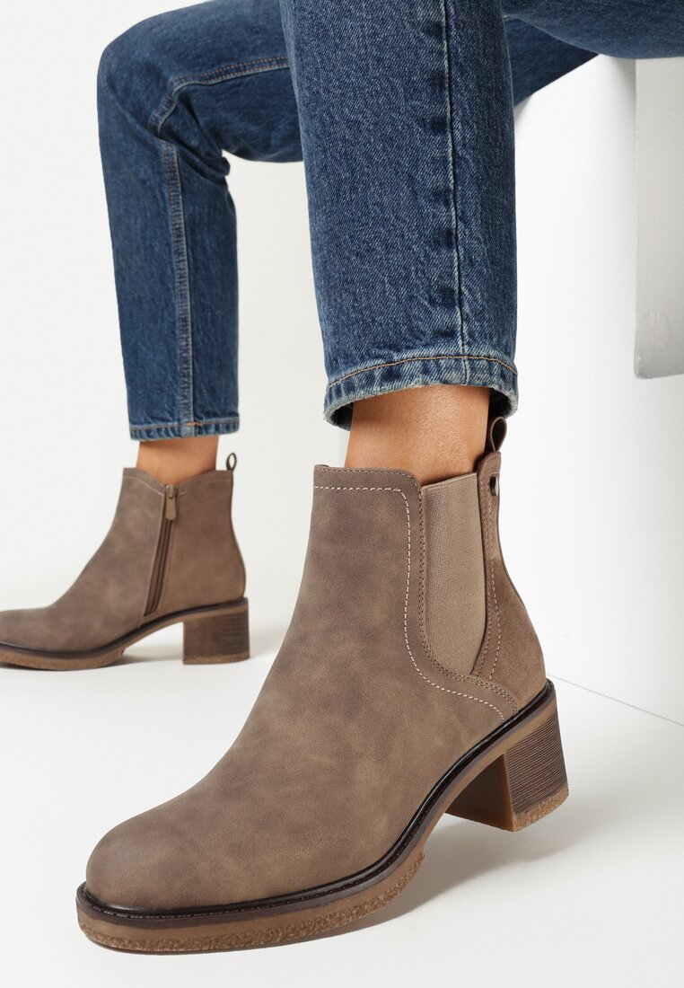 Botine bej închis cu toc gros și scăzut Raansela