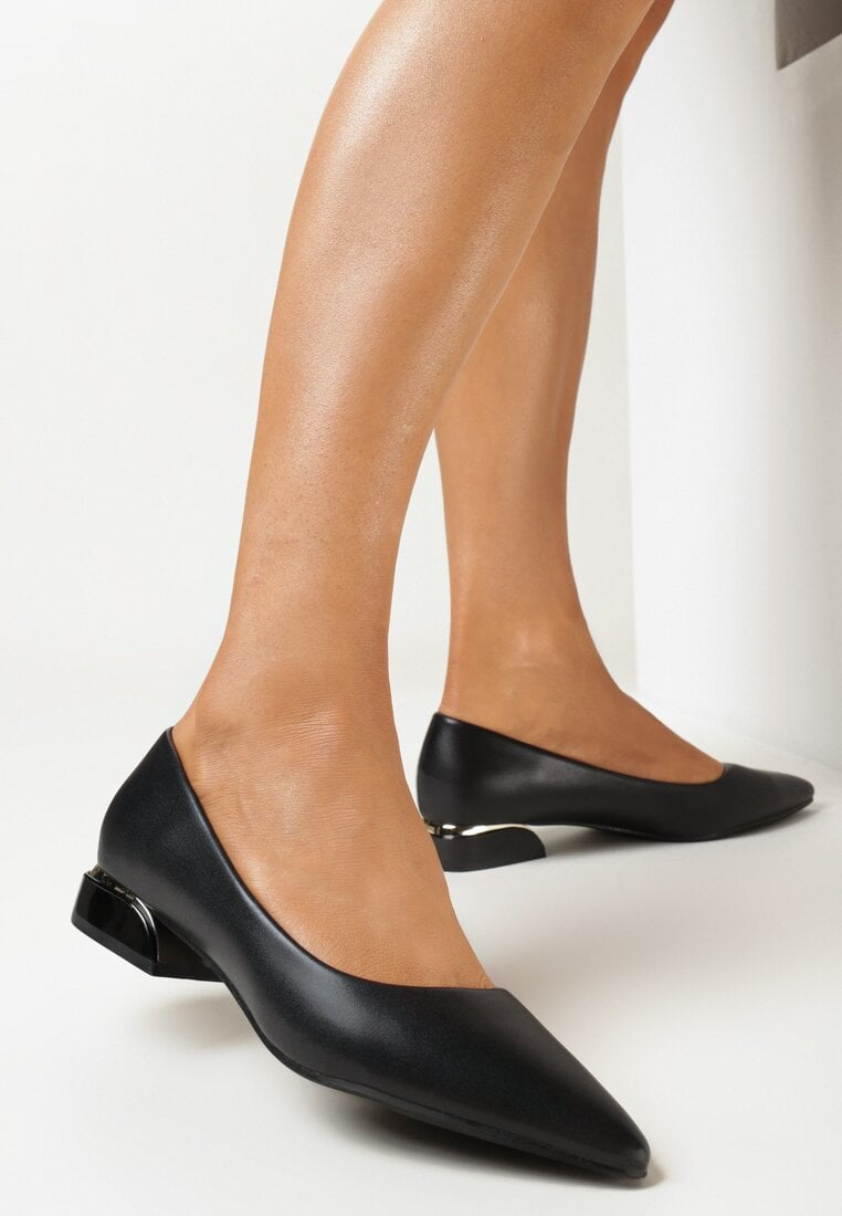 Pantofi cu toc Negri