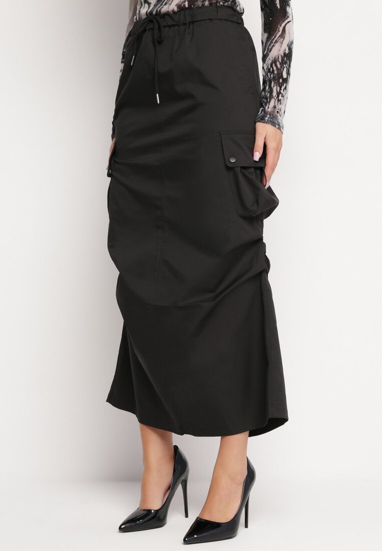 Fustă Neagră Midi cu Buzunare Largi în Stil Cargo Talicia