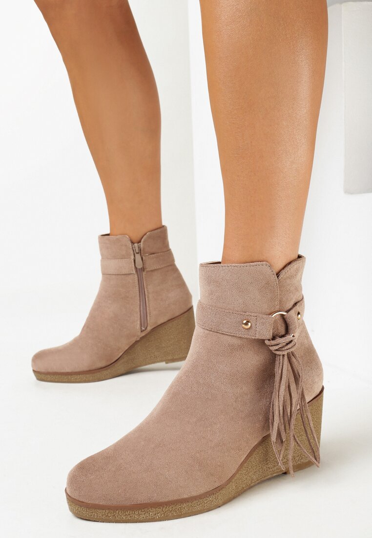 Botine Bej
