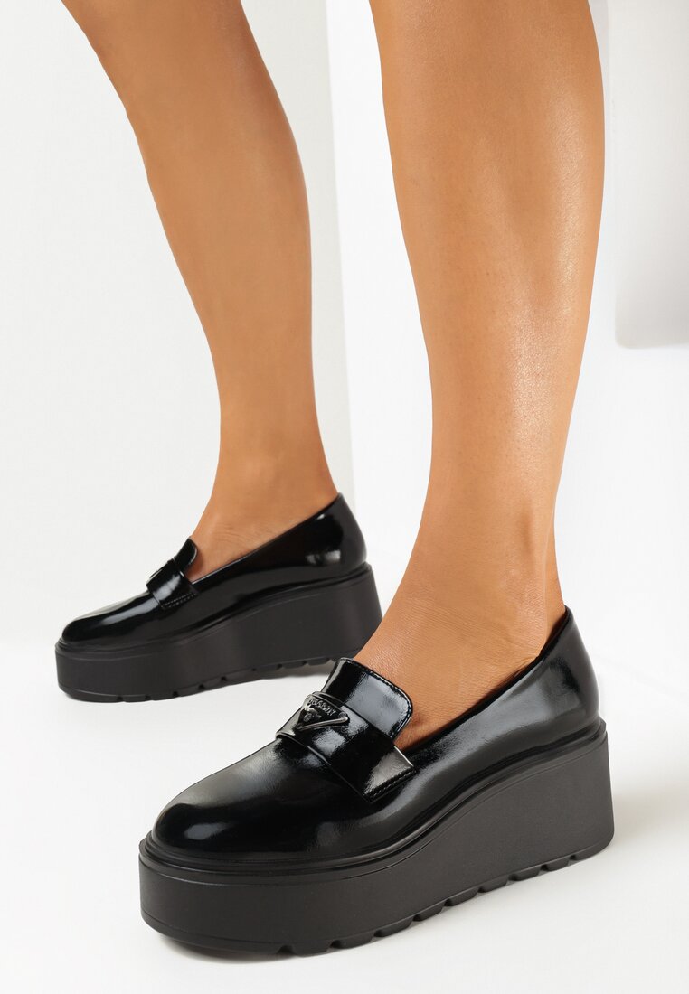 Pantofi Negri cu toc pană cu platformă și cu branț din piele naturală Sallati