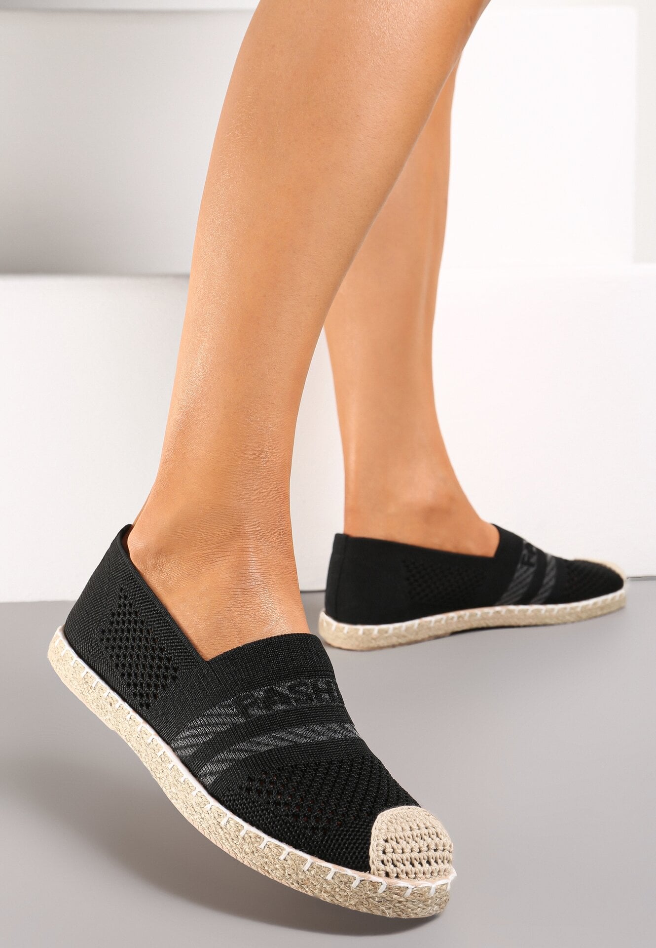Espadrile Negre pe Talpă Plată din Împletitură Chorisa