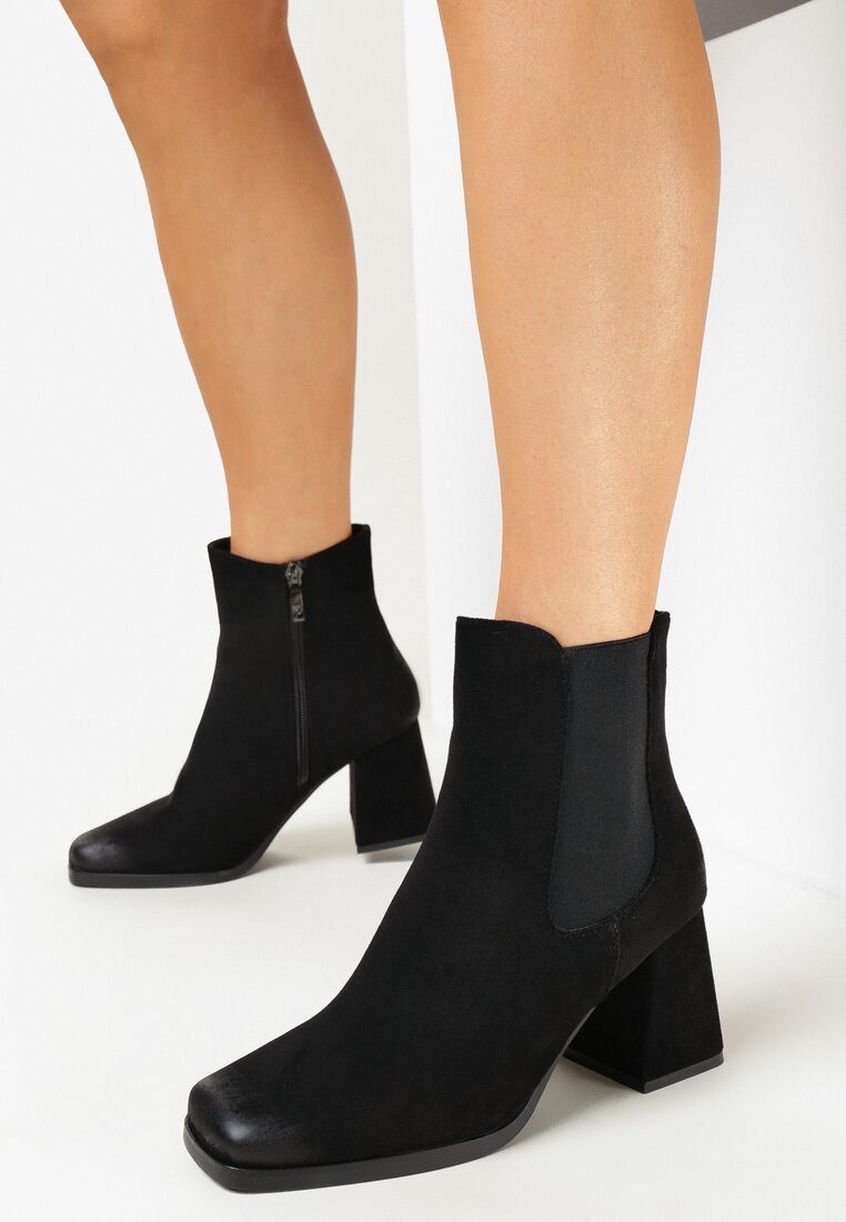 Botine Negre