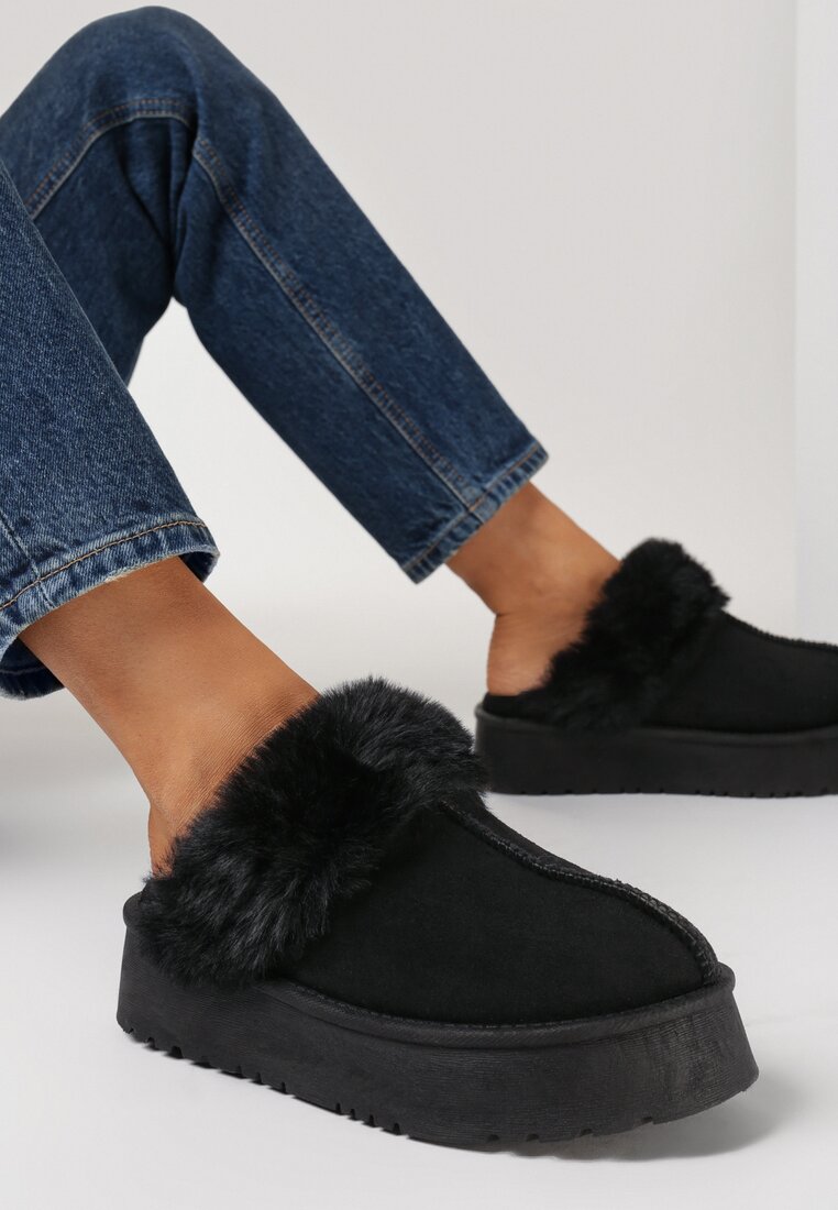 Papuci de casă Negre