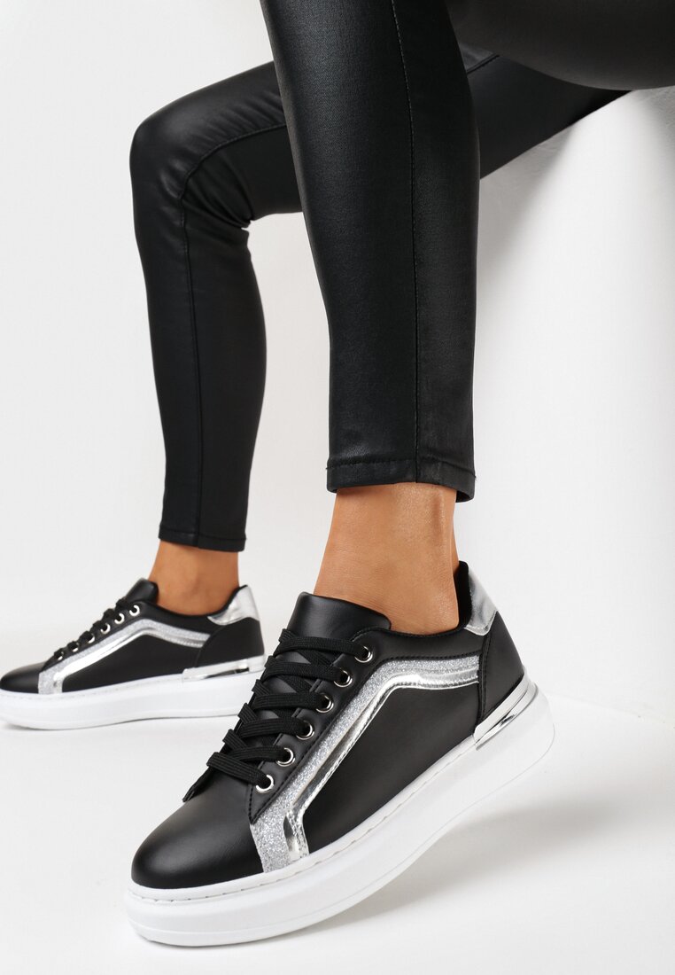 Adidași Negri pe Platformă cu Inserții Metalice Tilene