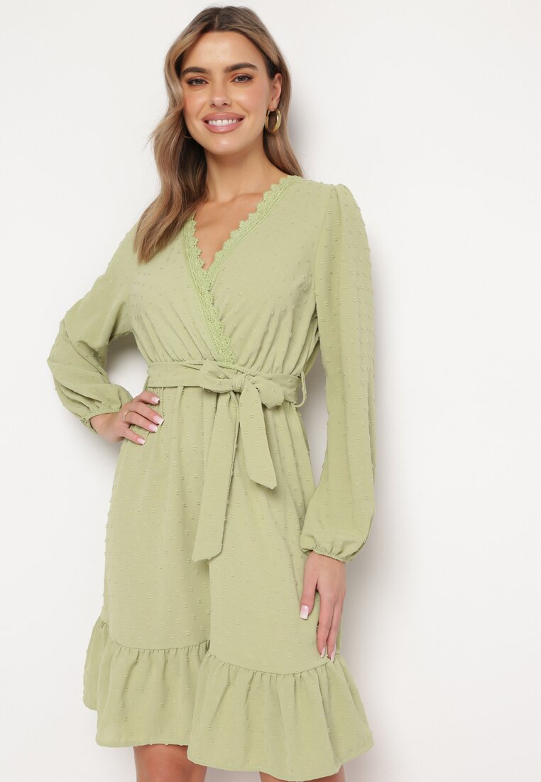 Rochie Verde Mini din material Plumeti cu dantelă și curea din material Difia