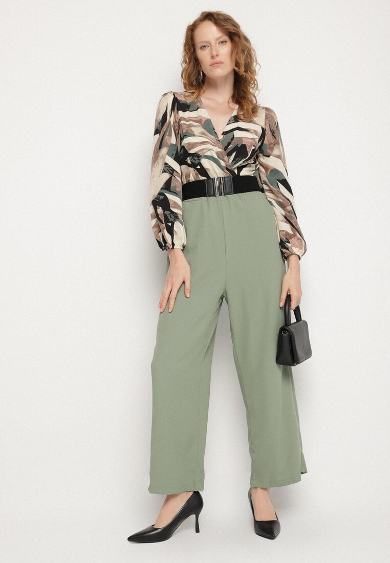 Salopetă Verde cu Bluză Petrecută și Pantaloni Largi și Curea Elavina