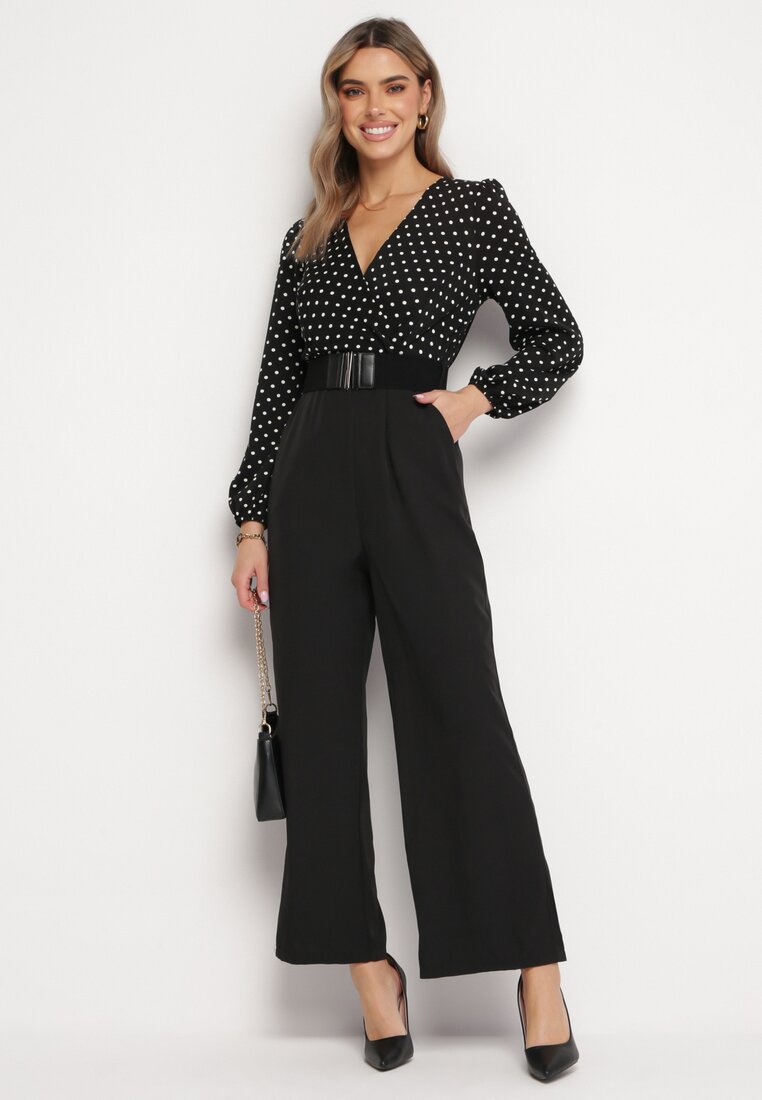 Salopetă Neagră cu Cordon și Decolteu Petrecut cu Picior Larg Omera