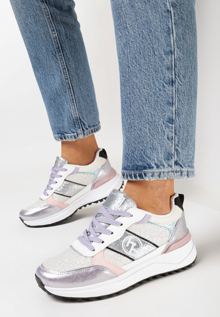 Sneakers Mov