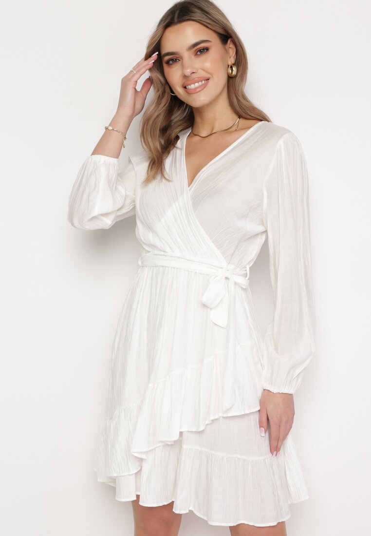 Rochie Albă Midi cu Decolteu Petrecut și Curea din Material Jomera