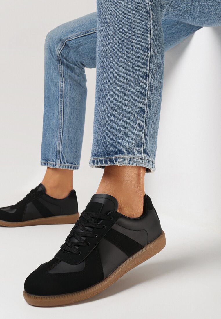 Sneakers Negri cu talpă plată din piele ecologică cu șireturi Venioza