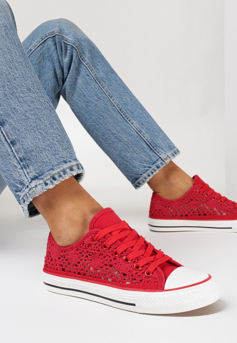 Teniși înalți Roșii