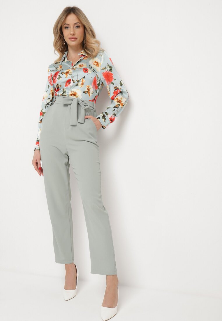 Salopetă Verde deschis cu partea superioară tip cămașă cu imprimeu floral și curea legată Sorjana