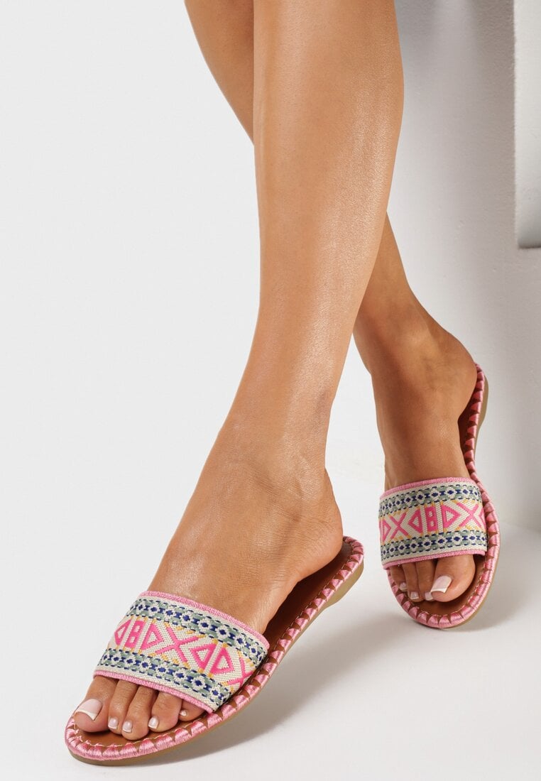 Papuci Roz