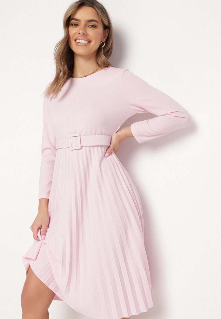 Rochie Roz Midi cu Fustă Plisată și Curea Ondinetta