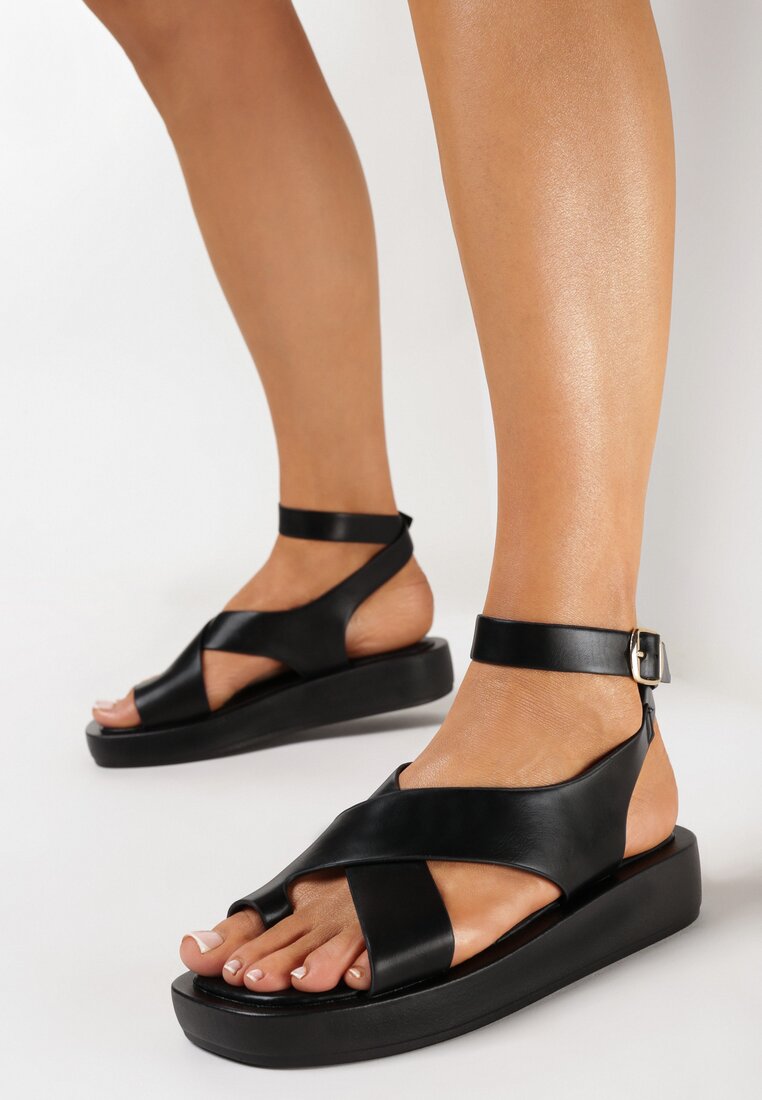 Sandale Negre în stil papuci cu talpă groasă și cataramă la gleznă Therca