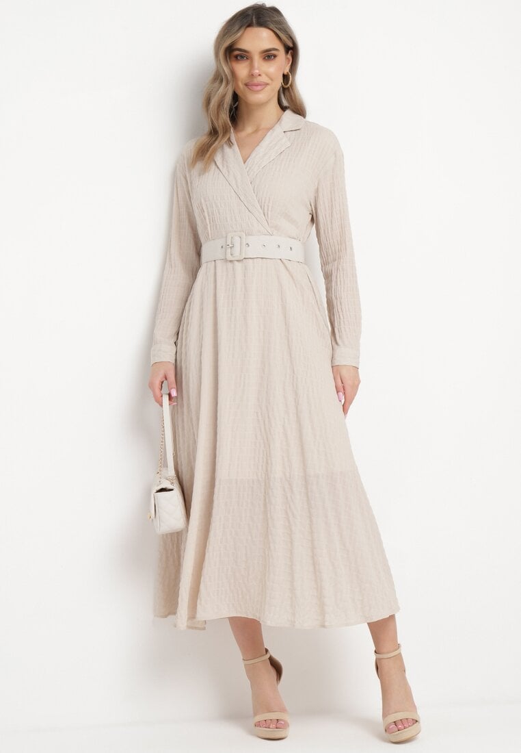 Rochie Cloș Bej cu decolteu petrecut și curea în talie Askadi