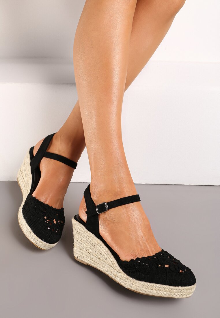 Sandale Negre cu pană Decorate cu împletituri și model ajurat Vexia