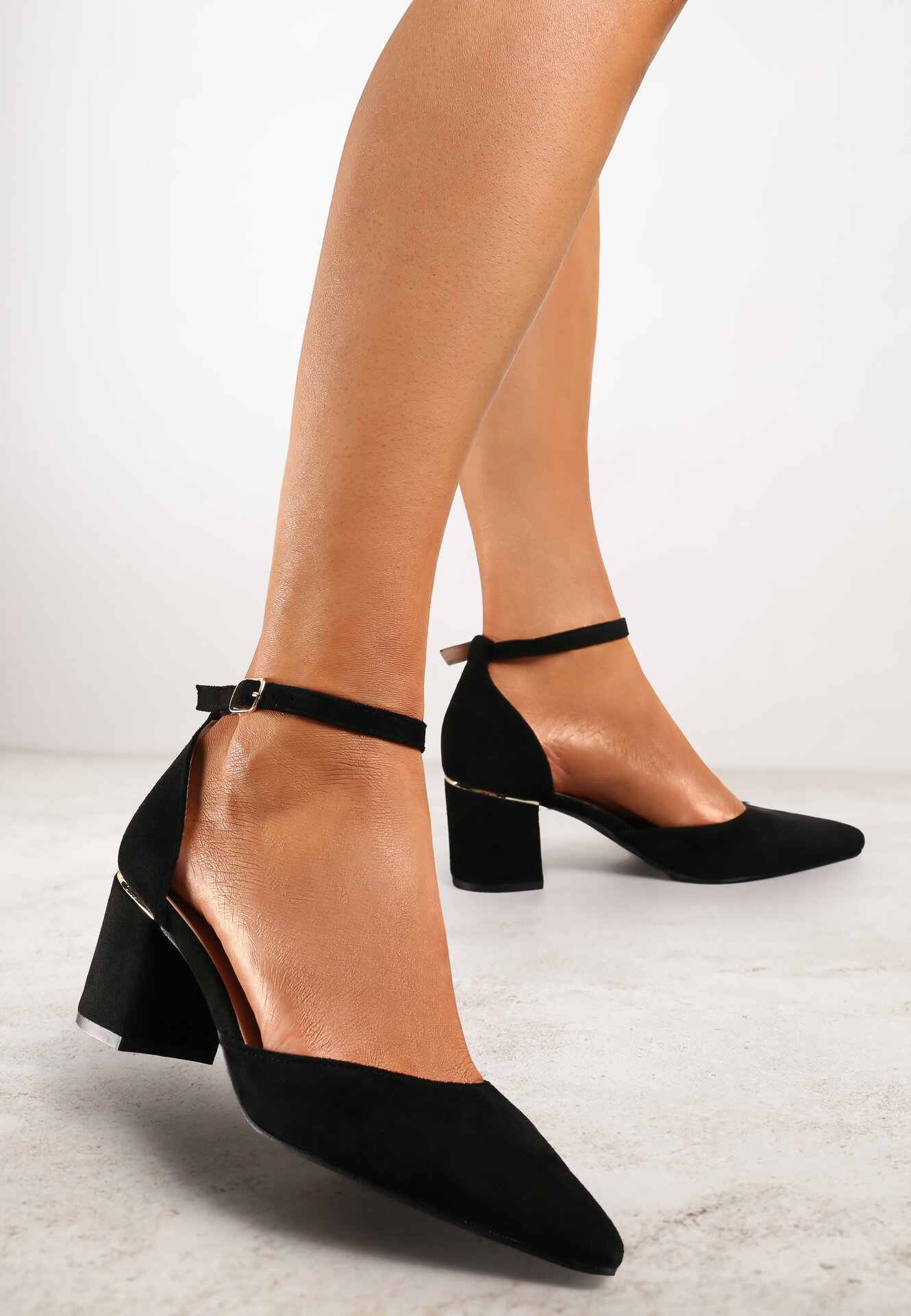 Pantofi stiletto Negre cu bareta în jurul gleznei cu vârf ascuțit Sigra