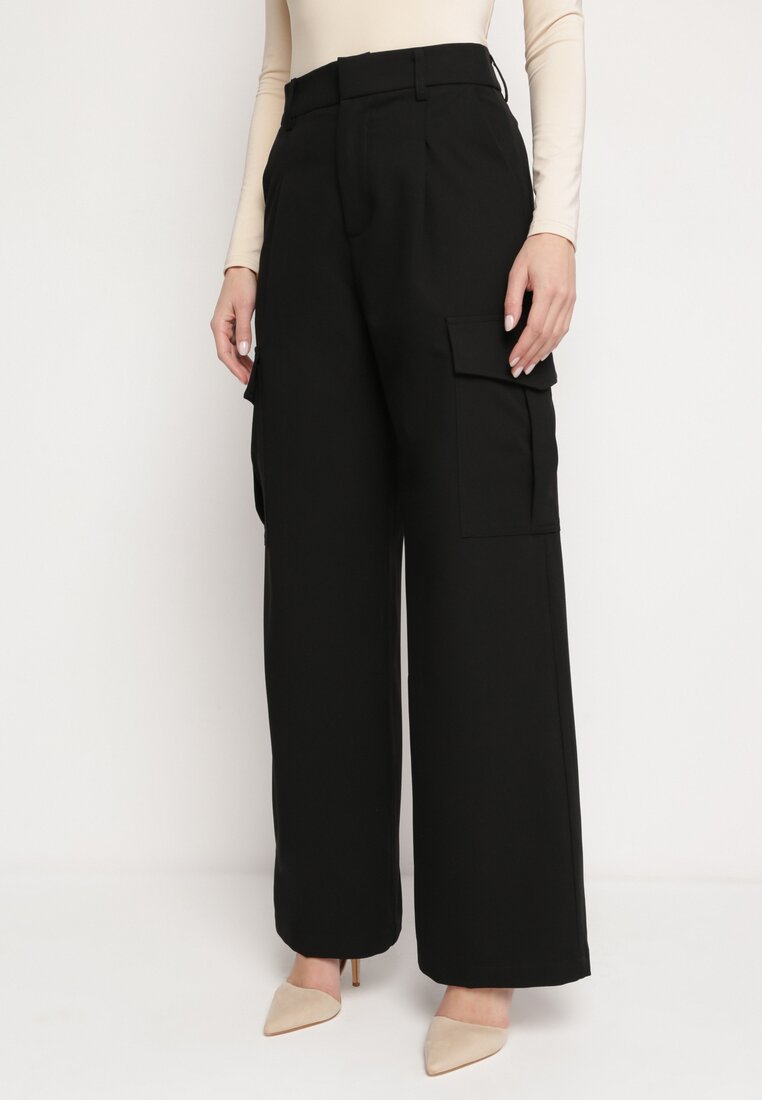 Pantaloni Eleganți Negri cu Buzunare Cargo Largi și Talie Înaltă Akeldia