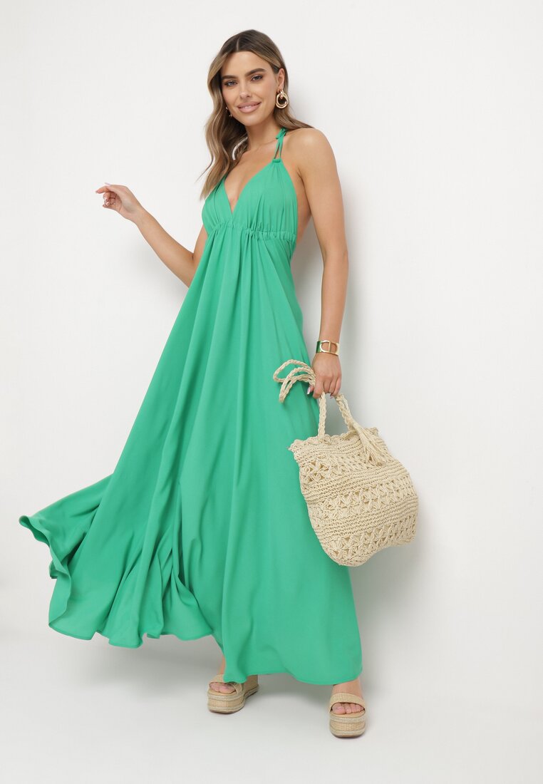 Rochie Verde din Viscoză cu o croială puternic evazată cu legătură la gât Uldren