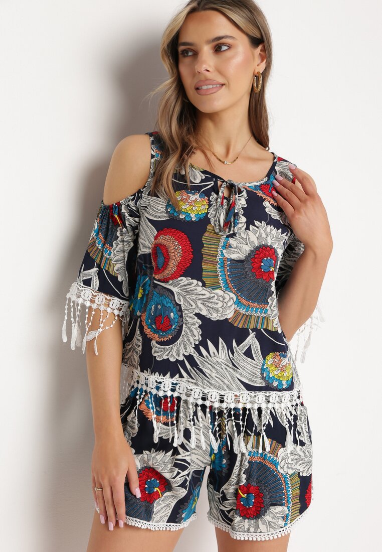 Compleu Bleumarin Decorat cu franjuri cu imprimeu abstract Tricou cu decupaje la umeri și Pantaloni scurți Setella