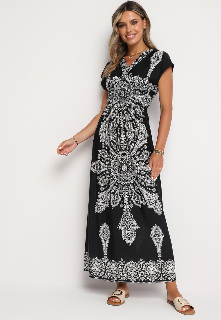 Rochie Neagră cu Model Ornamental cu Decolteu Petrecut și Talie Elastică Elasevia