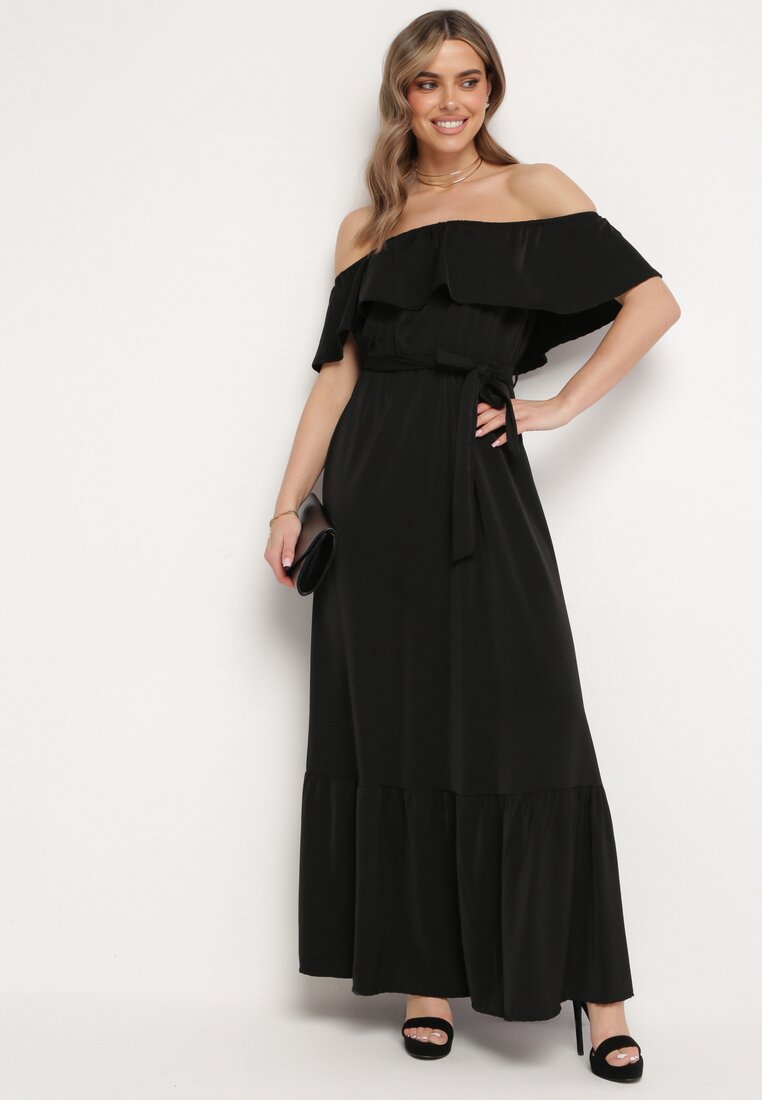 Rochie Neagră cu Croi Cloș, Decolteu Spaniol și Curea din Material Nacara