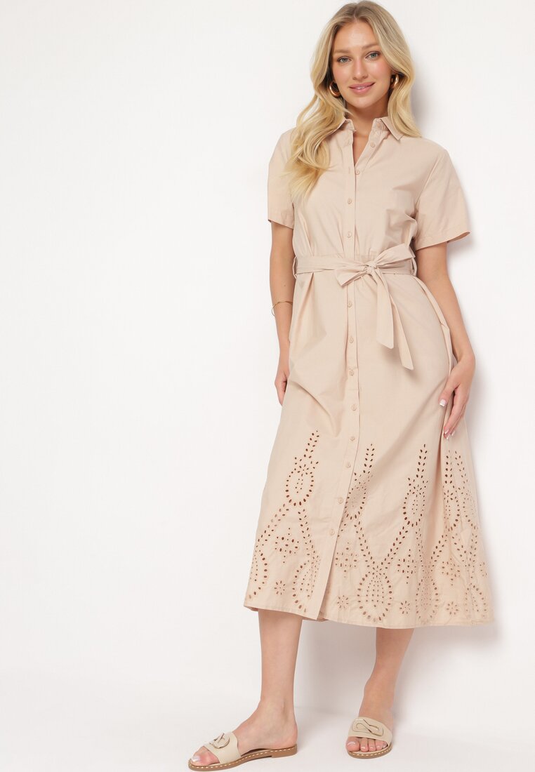 Rochie ajurată bej din bumbac încheiată cu nasturi cu cordon din material Dimosa