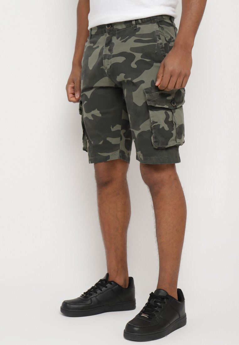 Pantaloni scurți Verzi