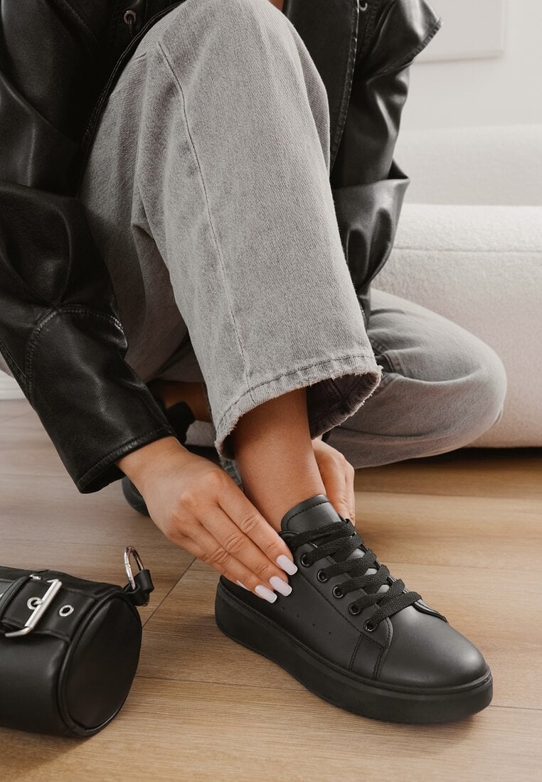 Adidași Negri Clasici Cu șireturi Cu talpă groasă Tiadorae