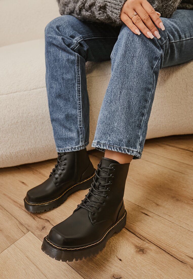 Botine Negre