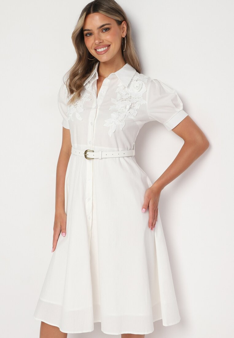 Rochie Albă cu Dantelă, curea decorativă și guler Gavridia