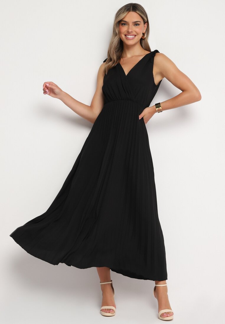 Rochie Neagră Plisată cu Bumbac și Vâscoză cu Croială Evazată cu Elastic în Talie Xefia