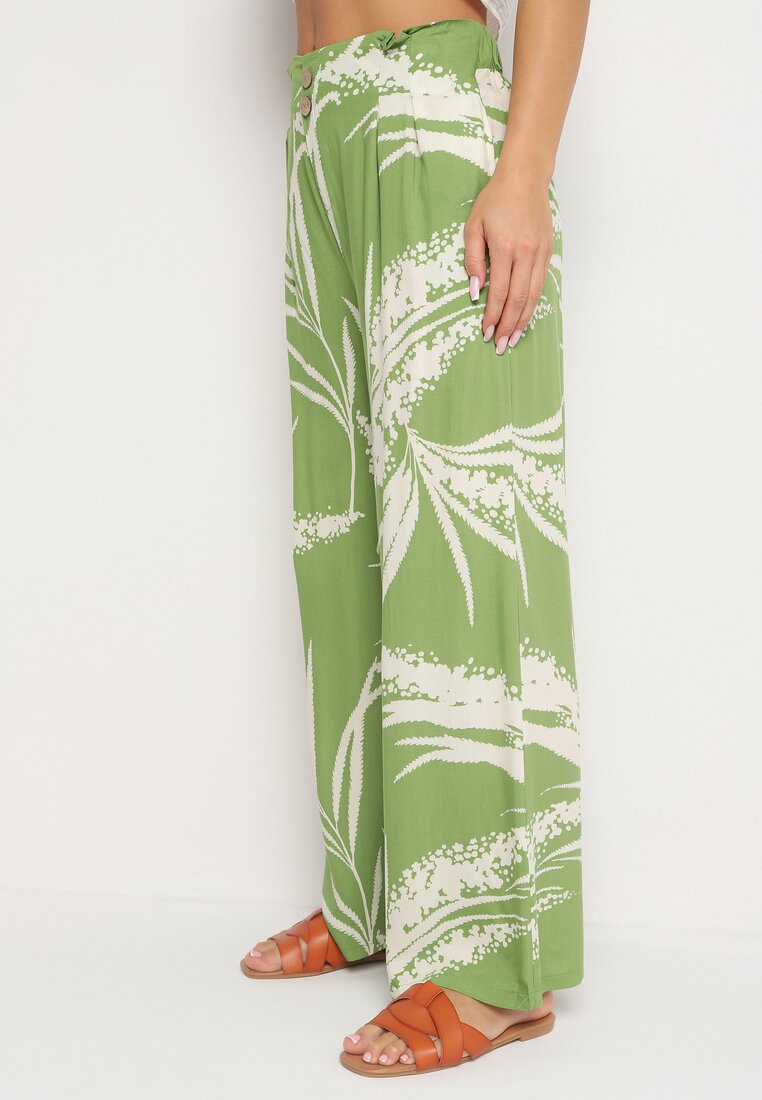 Pantaloni Culotte din viscoză verde deschis cu talie înaltă și elastic în talie decorați cu frunze Vimarissa